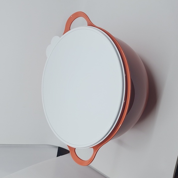 Tupperware Thatsa Mega Bowl Red New - Picture 3 of 7